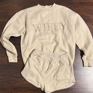 Six stories 'WIFEY' Sweatshirt and Shorts Set